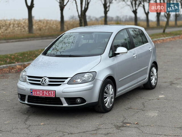 Сірий Фольксваген Golf Plus, об'ємом двигуна 1.4 л та пробігом 225 тис. км за 5300 $, фото 2 на Automoto.ua