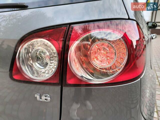 Серый Фольксваген Гольф Плюс, объемом двигателя 1.6 л и пробегом 106 тыс. км за 7300 $, фото 21 на Automoto.ua