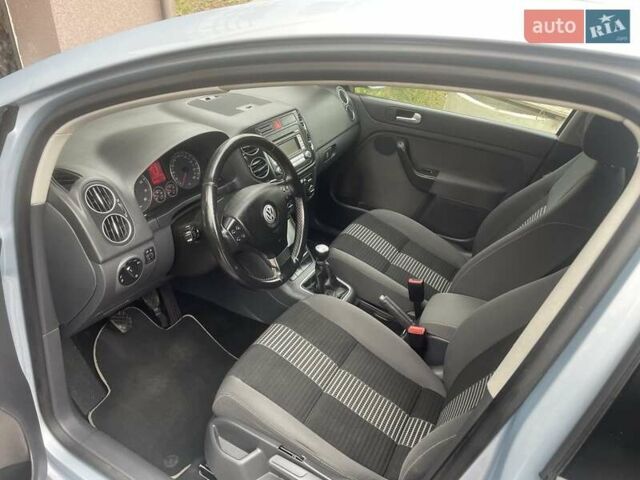 Серый Фольксваген Гольф Плюс, объемом двигателя 1.6 л и пробегом 198 тыс. км за 6900 $, фото 19 на Automoto.ua