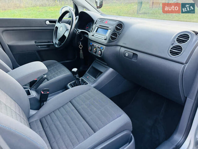 Серый Фольксваген Гольф Плюс, объемом двигателя 1.6 л и пробегом 180 тыс. км за 5699 $, фото 37 на Automoto.ua