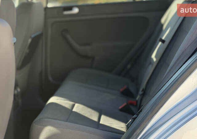 Серый Фольксваген Гольф Плюс, объемом двигателя 1.4 л и пробегом 181 тыс. км за 6999 $, фото 42 на Automoto.ua