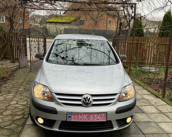 Серый Фольксваген Гольф Плюс, объемом двигателя 0 л и пробегом 192 тыс. км за 5999 $, фото 6 на Automoto.ua