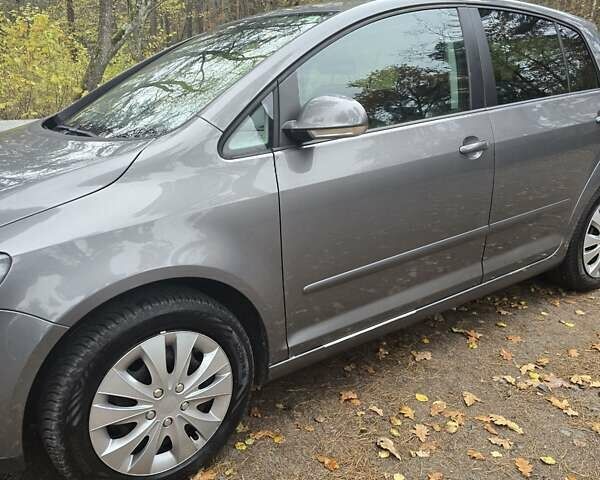 Фольксваген Гольф Плюс 2007 в Луцке на Automoto.ua Серый Фольксваген Гольф Плюс, объемом двигателя 1.6 л и пробегом 226 тыс. км за 6000 $, фото 10 на Automoto.ua