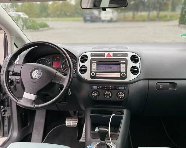 Серый Фольксваген Гольф Плюс, объемом двигателя 0 л и пробегом 157 тыс. км за 7900 $, фото 11 на Automoto.ua