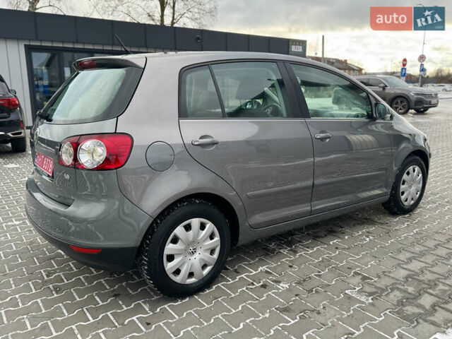 Серый Фольксваген Гольф Плюс, объемом двигателя 1.6 л и пробегом 192 тыс. км за 6200 $, фото 21 на Automoto.ua