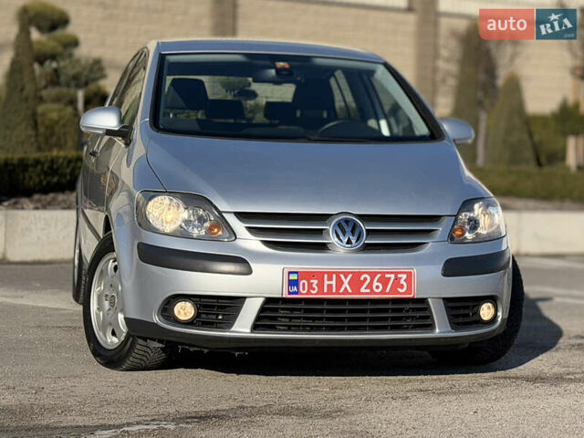 Серый Фольксваген Гольф Плюс, объемом двигателя 1.4 л и пробегом 181 тыс. км за 6999 $, фото 17 на Automoto.ua