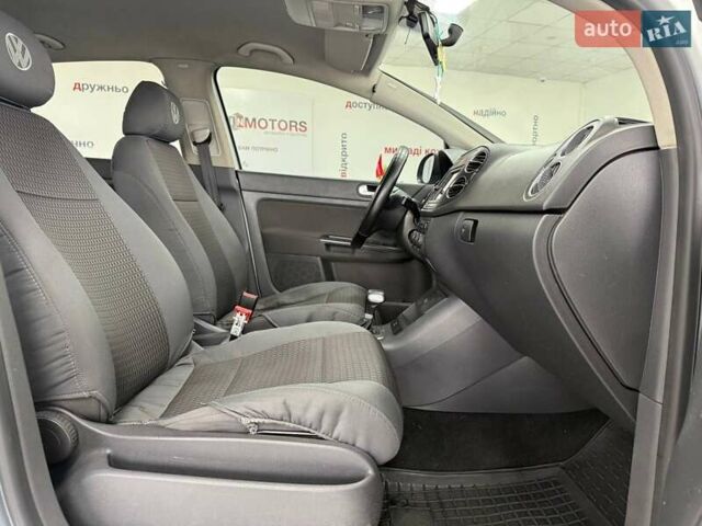 Серый Фольксваген Гольф Плюс, объемом двигателя 1.6 л и пробегом 283 тыс. км за 6490 $, фото 34 на Automoto.ua