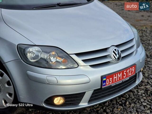 Фольксваген Гольф Плюс 2007 в Луцке на Automoto.ua Серый Фольксваген Гольф Плюс, объемом двигателя 1.6 л и пробегом 200 тыс. км за 5700 $, фото 8 на Automoto.ua