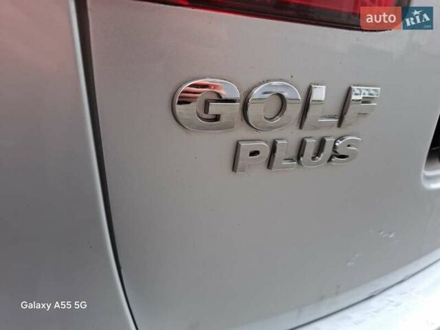 Сірий Фольксваген Golf Plus, об'ємом двигуна 1.41 л та пробігом 224 тис. км за 5850 $, фото 48 на Automoto.ua