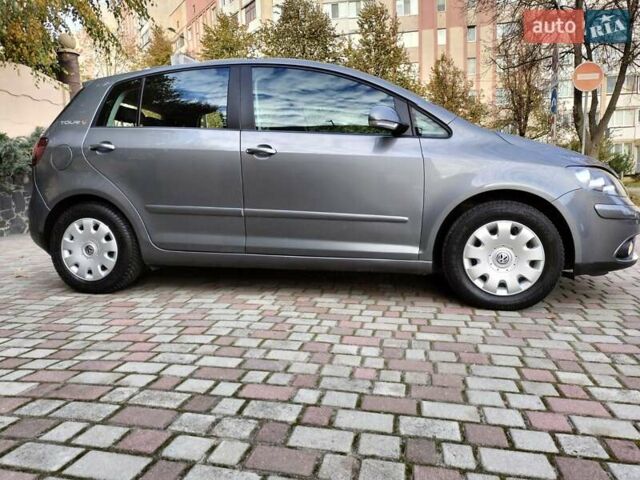 Серый Фольксваген Гольф Плюс, объемом двигателя 1.6 л и пробегом 106 тыс. км за 7300 $, фото 6 на Automoto.ua