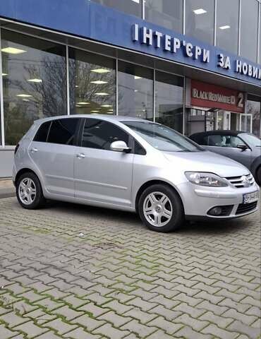 Сірий Фольксваген Golf Plus, об'ємом двигуна 1.6 л та пробігом 190 тис. км за 6200 $, фото 15 на Automoto.ua