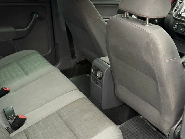 Серый Фольксваген Гольф Плюс, объемом двигателя 1.9 л и пробегом 310 тыс. км за 3100 $, фото 18 на Automoto.ua