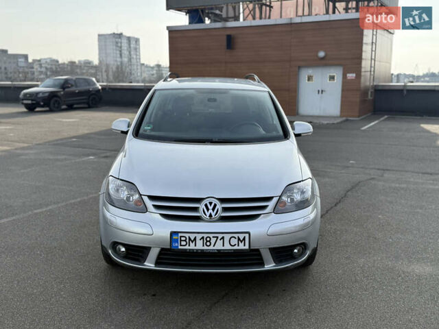 Серый Фольксваген Гольф Плюс, объемом двигателя 1.39 л и пробегом 252 тыс. км за 5900 $, фото 12 на Automoto.ua