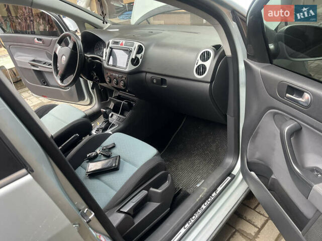 Сірий Фольксваген Golf Plus, об'ємом двигуна 1.6 л та пробігом 253 тис. км за 9800 $, фото 9 на Automoto.ua
