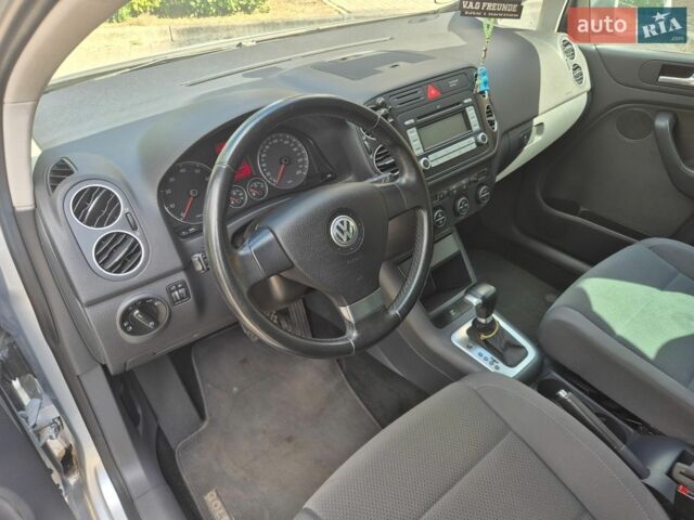 Сірий Фольксваген Golf Plus, об'ємом двигуна 1.4 л та пробігом 142 тис. км за 6700 $, фото 11 на Automoto.ua