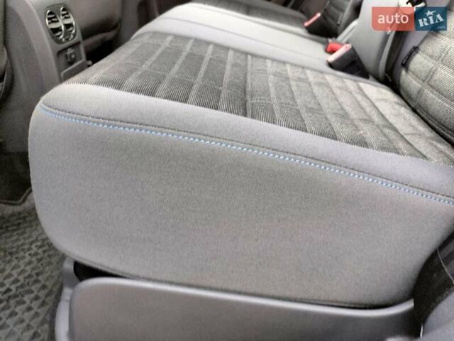 Серый Фольксваген Гольф Плюс, объемом двигателя 1.6 л и пробегом 106 тыс. км за 7300 $, фото 62 на Automoto.ua