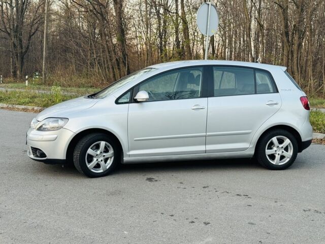 Серый Фольксваген Гольф Плюс, объемом двигателя 1.6 л и пробегом 180 тыс. км за 5699 $, фото 4 на Automoto.ua