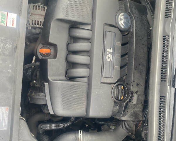 Сірий Фольксваген Golf Plus, об'ємом двигуна 1.6 л та пробігом 176 тис. км за 4990 $, фото 14 на Automoto.ua