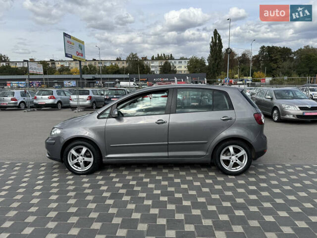 Фольксваген Гольф Плюс 2007 в Полтаве на Automoto.ua Серый Фольксваген Гольф Плюс, объемом двигателя 1.6 л и пробегом 249 тыс. км за 7400 $, фото 2 на Automoto.ua