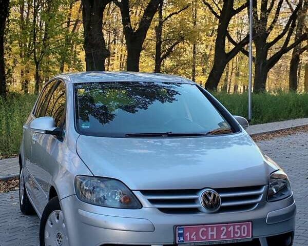 Серый Фольксваген Гольф Плюс, объемом двигателя 1.6 л и пробегом 181 тыс. км за 5599 $, фото 38 на Automoto.ua