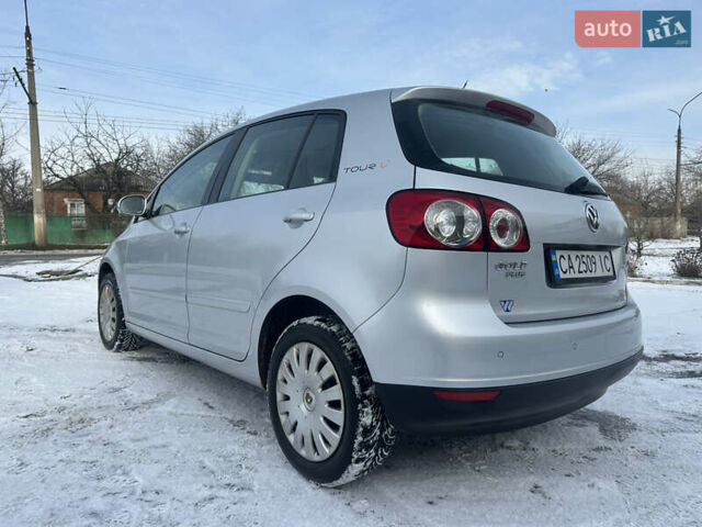 Сірий Фольксваген Golf Plus, об'ємом двигуна 1.6 л та пробігом 162 тис. км за 6600 $, фото 3 на Automoto.ua
