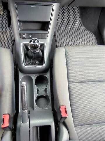 Серый Фольксваген Гольф Плюс, объемом двигателя 1.6 л и пробегом 240 тыс. км за 5999 $, фото 6 на Automoto.ua