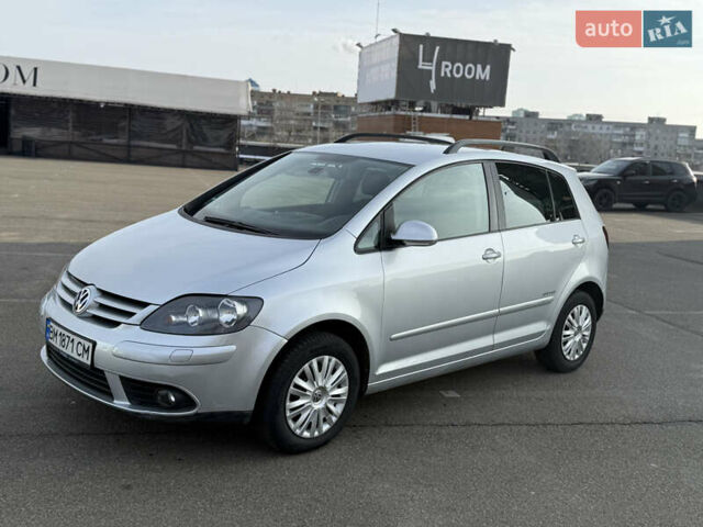 Серый Фольксваген Гольф Плюс, объемом двигателя 1.39 л и пробегом 252 тыс. км за 5900 $, фото 10 на Automoto.ua