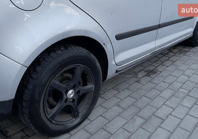 Серый Фольксваген Гольф Плюс, объемом двигателя 1.6 л и пробегом 203 тыс. км за 5700 $, фото 10 на Automoto.ua