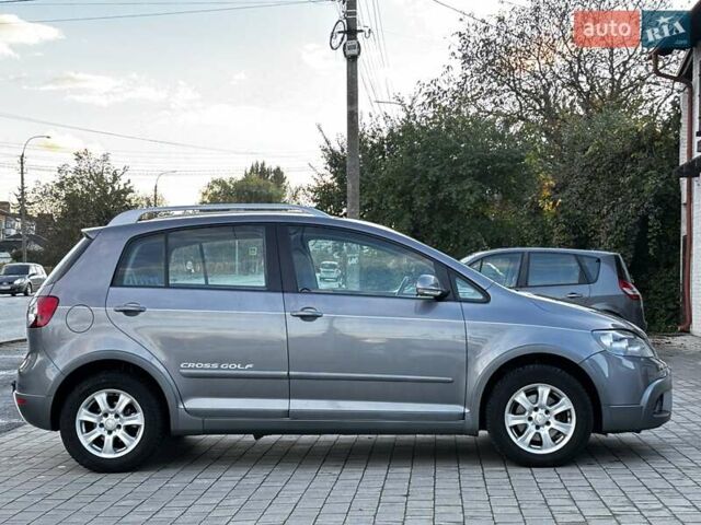 Серый Фольксваген Гольф Плюс, объемом двигателя 1.6 л и пробегом 223 тыс. км за 7499 $, фото 9 на Automoto.ua