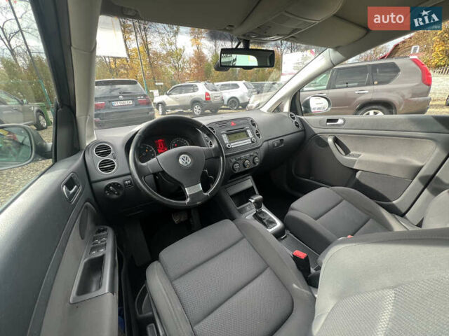 Серый Фольксваген Гольф Плюс, объемом двигателя 1.6 л и пробегом 220 тыс. км за 6599 $, фото 20 на Automoto.ua