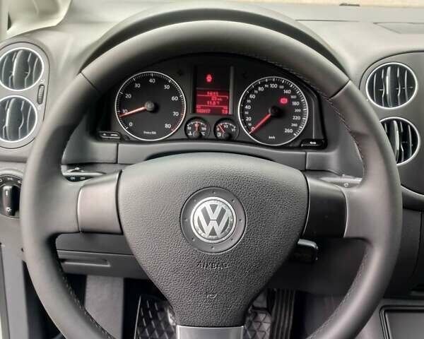 Серый Фольксваген Гольф Плюс, объемом двигателя 1.6 л и пробегом 182 тыс. км за 6800 $, фото 16 на Automoto.ua