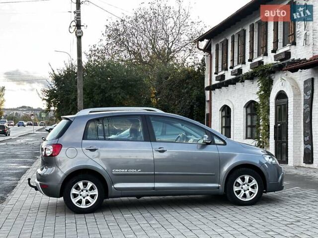Серый Фольксваген Гольф Плюс, объемом двигателя 1.6 л и пробегом 223 тыс. км за 7499 $, фото 10 на Automoto.ua