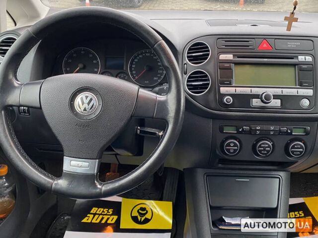Серый Фольксваген Гольф Плюс, объемом двигателя 1.4 л и пробегом 227 тыс. км за 6300 $, фото 14 на Automoto.ua