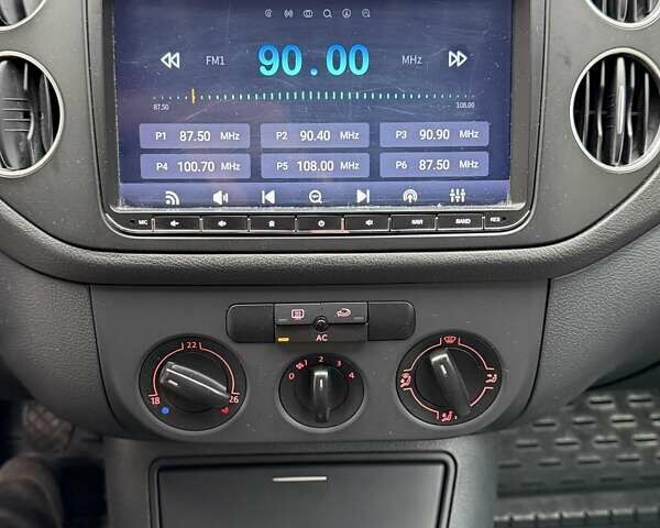 Сірий Фольксваген Golf Plus, об'ємом двигуна 1.9 л та пробігом 241 тис. км за 6600 $, фото 23 на Automoto.ua