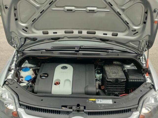 Сірий Фольксваген Golf Plus, об'ємом двигуна 1.6 л та пробігом 183 тис. км за 6600 $, фото 8 на Automoto.ua