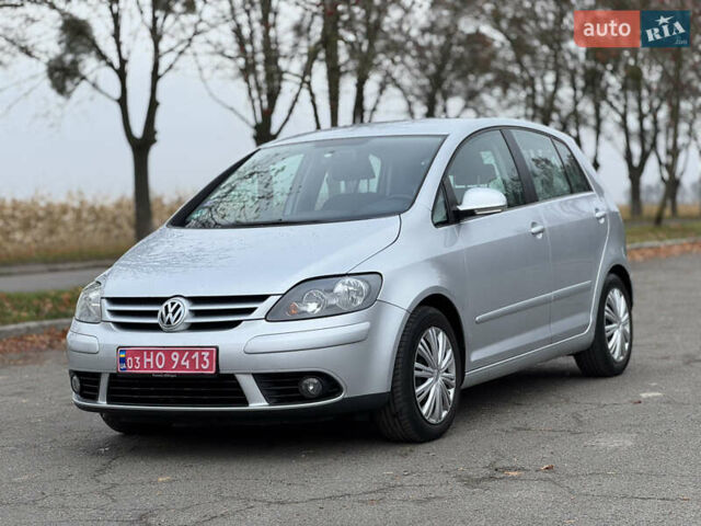 Сірий Фольксваген Golf Plus, об'ємом двигуна 1.4 л та пробігом 225 тис. км за 5300 $, фото 1 на Automoto.ua