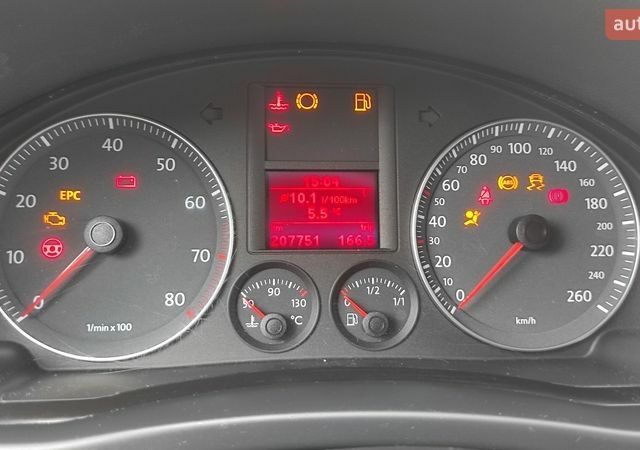 Сірий Фольксваген Golf Plus, об'ємом двигуна 1.6 л та пробігом 207 тис. км за 6299 $, фото 63 на Automoto.ua