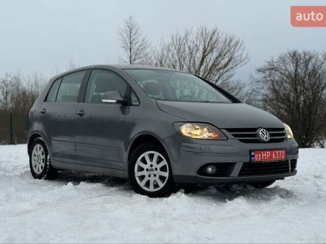 Сірий Фольксваген Golf Plus, об'ємом двигуна 1.6 л та пробігом 185 тис. км за 6290 $, фото 9 на Automoto.ua