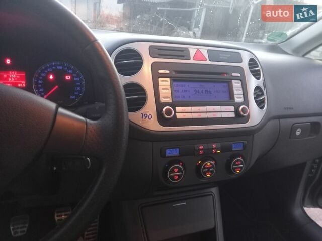 Сірий Фольксваген Golf Plus, об'ємом двигуна 1.6 л та пробігом 204 тис. км за 6200 $, фото 34 на Automoto.ua