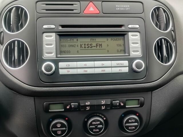 Сірий Фольксваген Golf Plus, об'ємом двигуна 1.6 л та пробігом 183 тис. км за 6600 $, фото 18 на Automoto.ua