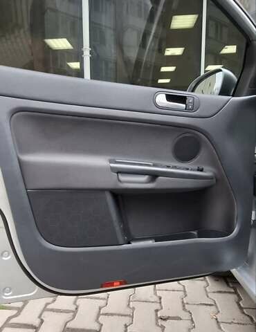 Серый Фольксваген Гольф Плюс, объемом двигателя 1.6 л и пробегом 191 тыс. км за 6900 $, фото 47 на Automoto.ua