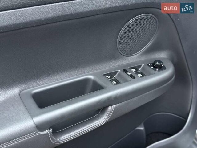 Сірий Фольксваген Golf Plus, об'ємом двигуна 1.39 л та пробігом 266 тис. км за 7150 $, фото 33 на Automoto.ua