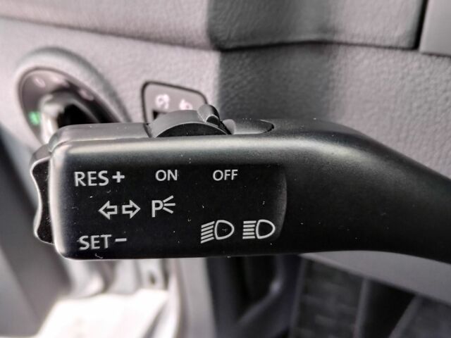 Серый Фольксваген Гольф Плюс, объемом двигателя 1.6 л и пробегом 184 тыс. км за 6650 $, фото 21 на Automoto.ua