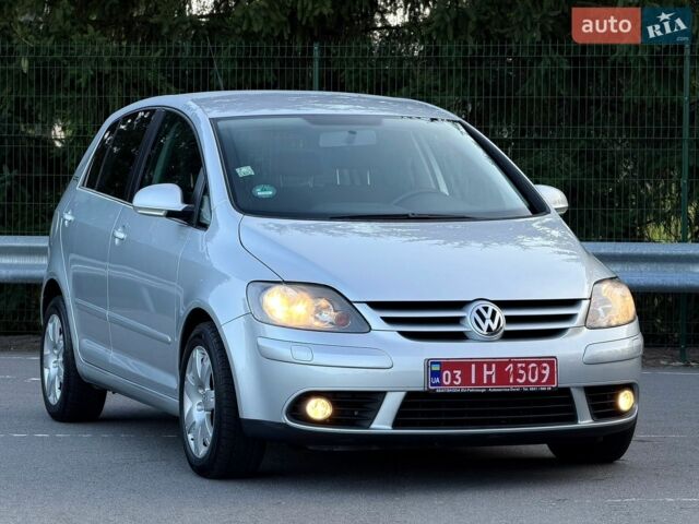 Сірий Фольксваген Golf Plus, об'ємом двигуна 1.6 л та пробігом 210 тис. км за 6500 $, фото 24 на Automoto.ua