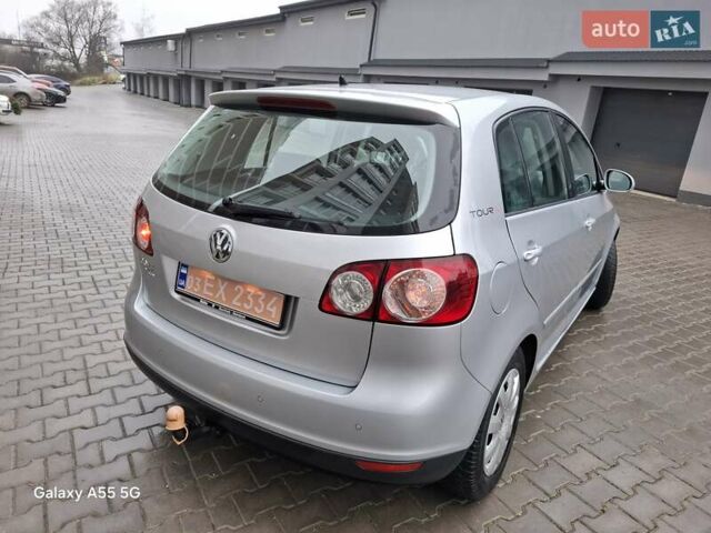 Сірий Фольксваген Golf Plus, об'ємом двигуна 1.41 л та пробігом 224 тис. км за 5850 $, фото 4 на Automoto.ua