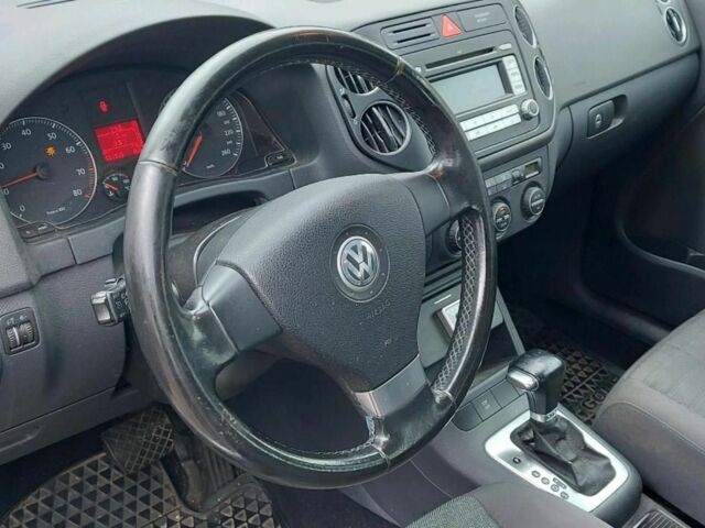 Серый Фольксваген Гольф Плюс, объемом двигателя 0 л и пробегом 196 тыс. км за 3999 $, фото 8 на Automoto.ua