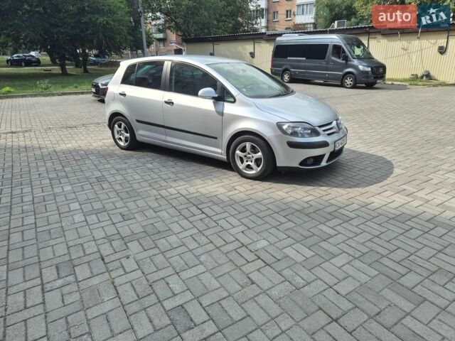 Сірий Фольксваген Golf Plus, об'ємом двигуна 1.4 л та пробігом 142 тис. км за 6700 $, фото 5 на Automoto.ua