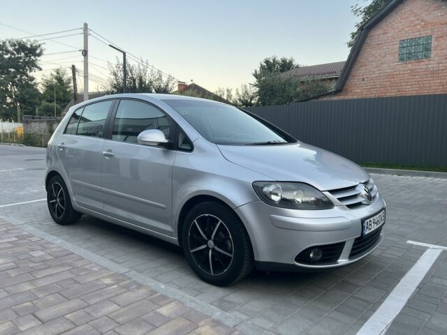 Сірий Фольксваген Golf Plus, об'ємом двигуна 1.4 л та пробігом 214 тис. км за 5700 $, фото 1 на Automoto.ua