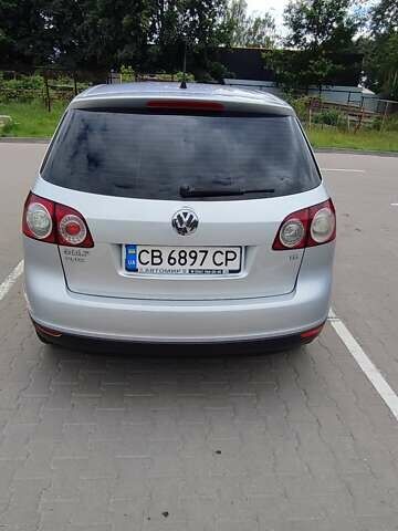 Серый Фольксваген Гольф Плюс, объемом двигателя 1.6 л и пробегом 240 тыс. км за 5999 $, фото 18 на Automoto.ua