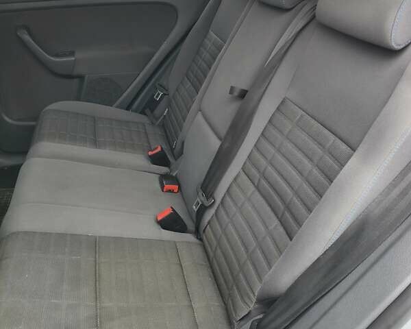 Сірий Фольксваген Golf Plus, об'ємом двигуна 1.6 л та пробігом 214 тис. км за 5400 $, фото 8 на Automoto.ua